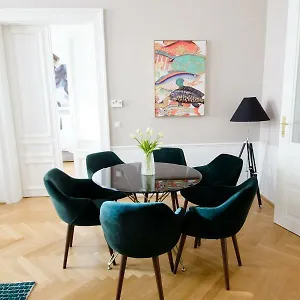 Apartment Urania - Mai's, Wien